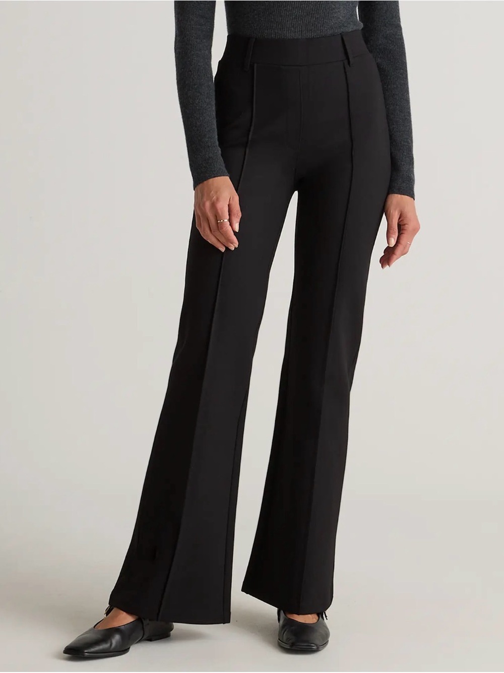Quince Ultra-Stretch Ponte Flare Leg Pants – Black – Size M
